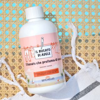 🌴 Túto letnú limitku ste si ZAMILOVALI! 🌞 Olejový parfum do prania Seychelles od Il Bucato di Adele premení každé pranie...